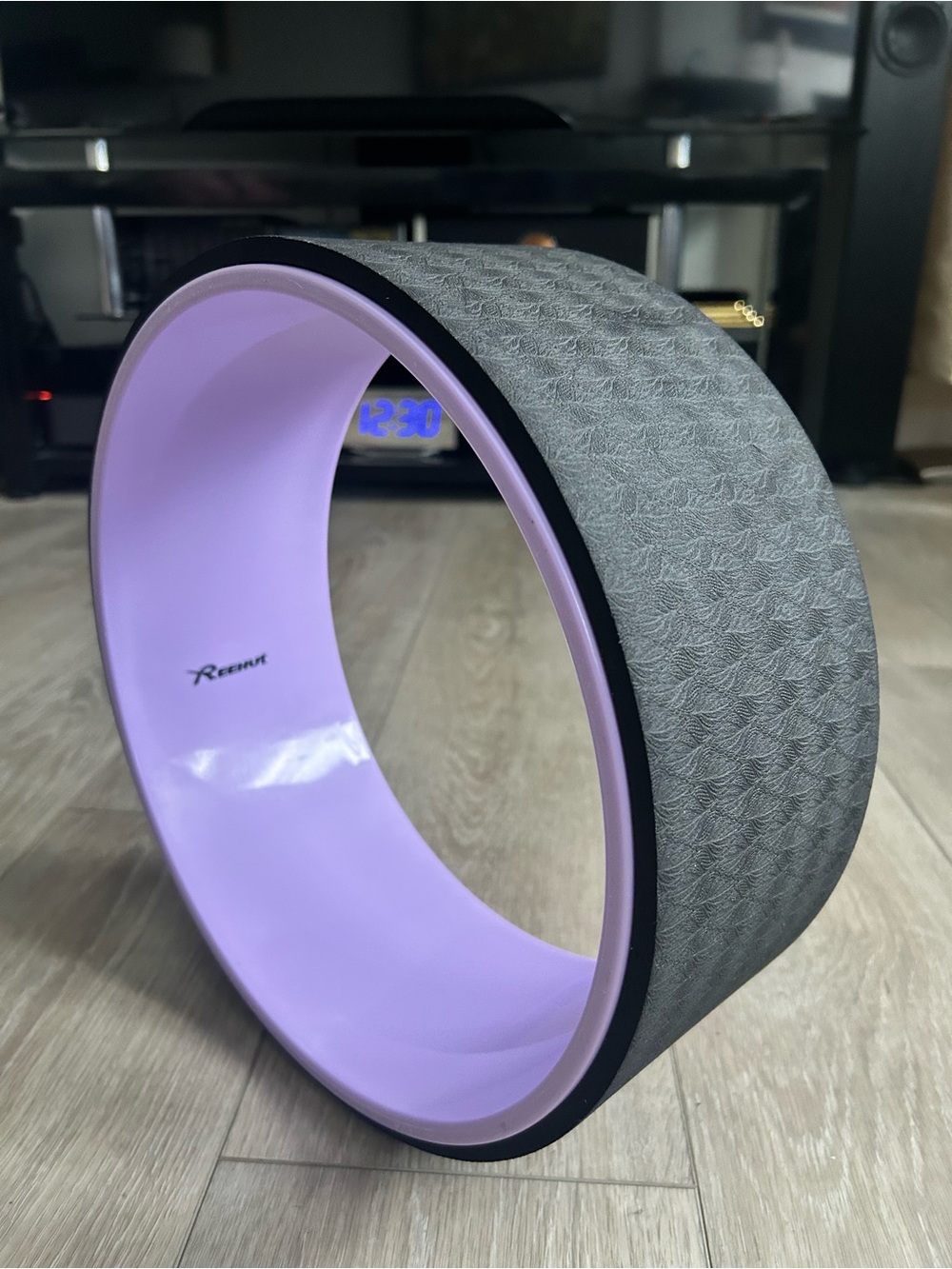 Reehut Yoga Wheel - Lavender & Black